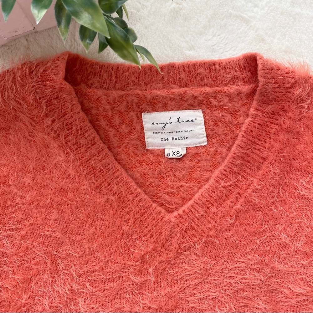 Evy’s tree Ruthie orange eyelash v neck sweater XS - Picture 8 of 13